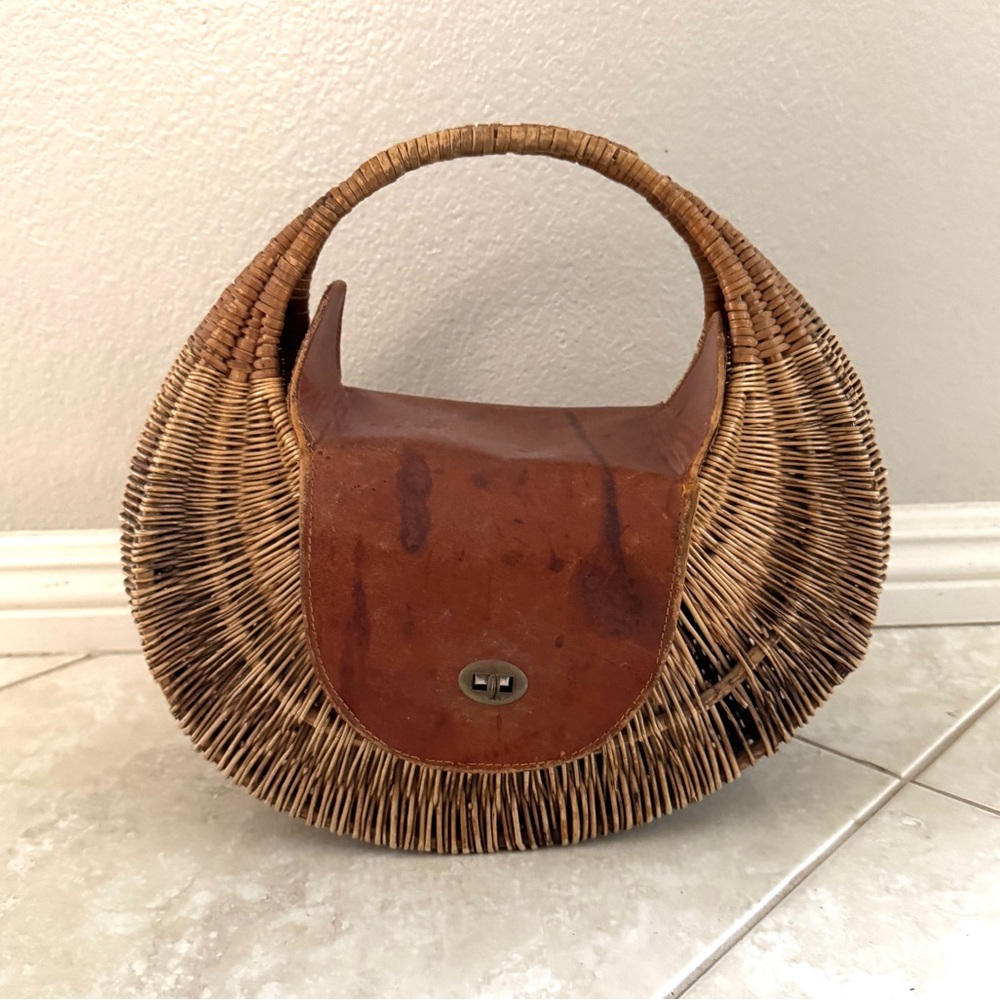 Vintage Woven Handbag, Brown, turnlock